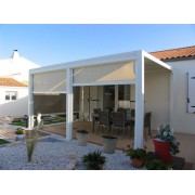 Store motorisé vertical pour pergola aluminium