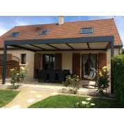 Pergola 6x3.5 gris anthracite panneaux sandwich blanc