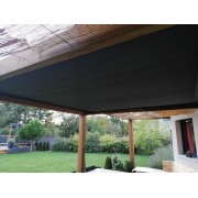 Store de toit motorisé sur pergola bois