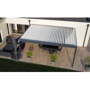 Pergola bioclimatique 6 x 4.5 m lames perpendiculaires 