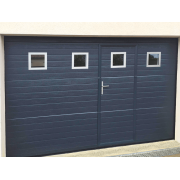 Porte de Garage Sectionnelle Électrique SOMMER + Portillon Service Panneaux Isolants Acier 40mm Ressort Torsion RT200 Sur Mesure